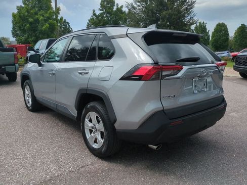 Certified 2021 Toyota RAV4 XLE FWD image 4