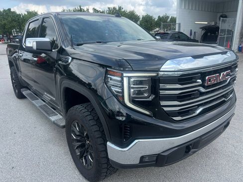 Used 2024 GMC Sierra 1500 SLT RWD image 2