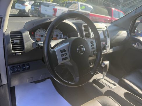 Used 2018 Nissan Frontier PRO-4X w/ Pro-4x Luxury Package image 26