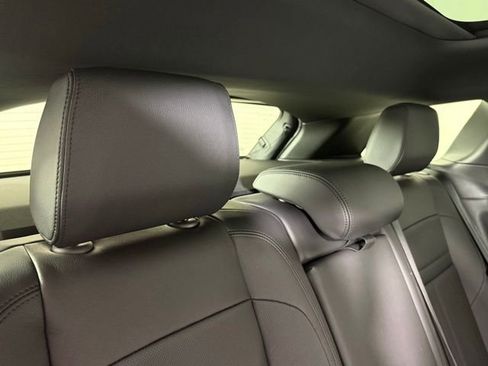 Certified 2026 Land Rover Range Rover Evoque S image 26