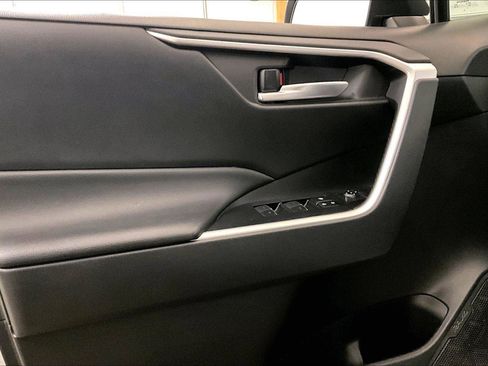 Used 2023 Toyota RAV4 XLE image 22