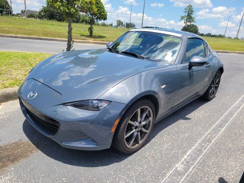 Used 2020 MAZDA MX-5 Miata RF Grand Touring RWD image 3