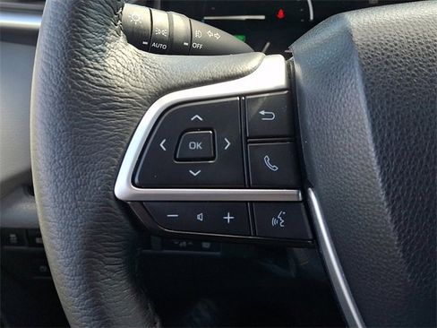 Used 2024 Toyota Sienna XLE w/ XLE Plus Package image 22