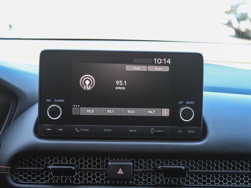 Used 2024 Honda HR-V Sport image 16