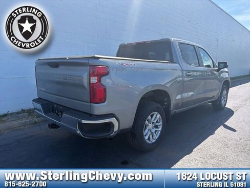Used 2023 Chevrolet Silverado 1500 LT AWD/4WD image 5