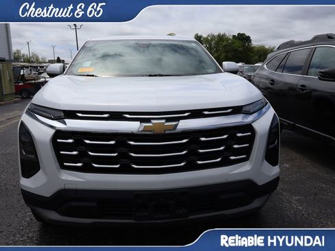 Used 2026 Chevrolet Equinox LT w/ LPO, Floor Liner Package FWD image 6