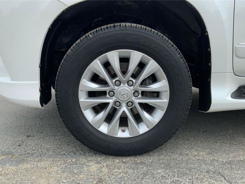 Used 2018 Lexus GX 460 Premium AWD/4WD image 28