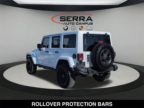 Used 2017 Jeep Wrangler Unlimited Sahara image 15