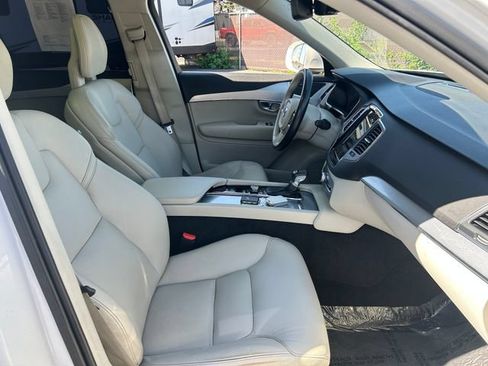 Used 2017 Volvo XC90 T6 Momentum w/ Vision Package AWD/4WD image 37