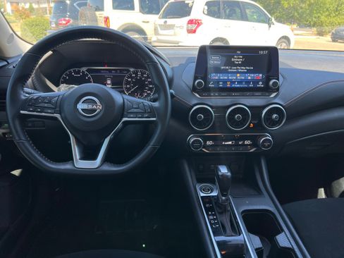 Used 2024 Nissan Sentra SR FWD image 19