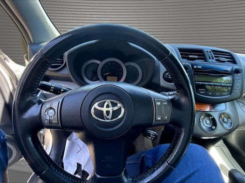 Used 2011 Toyota RAV4 Limited w/ Limited Extra Value Pkg image 8