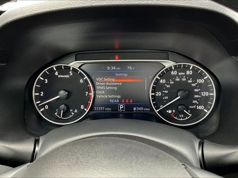 Used 2025 Nissan Altima 2.5 SV FWD image 15
