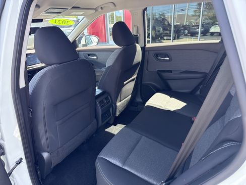Used 2021 Nissan Rogue SV AWD/4WD image 10
