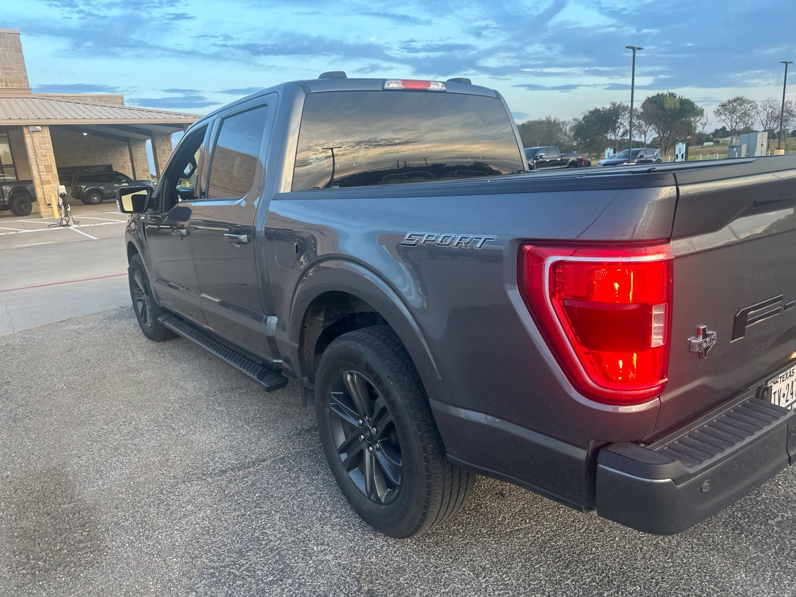 Used 2023 Ford F150 XLT w/ Equipment Group 302A High RWD image 3