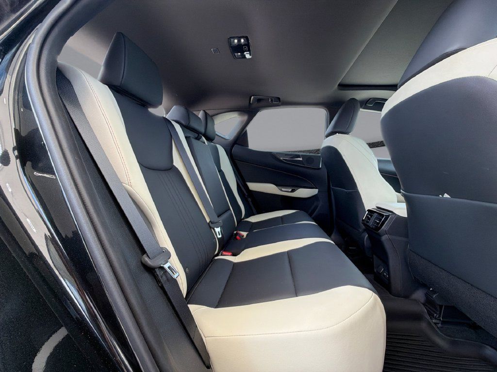 Used 2022 Lexus NX 350 AWD image 17