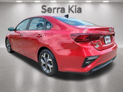 Used 2019 Kia Forte LXS FWD image 3