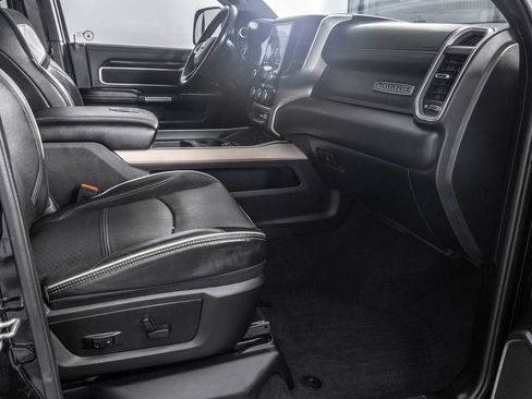 Used 2019 RAM 2500 Laramie AWD/4WD image 40