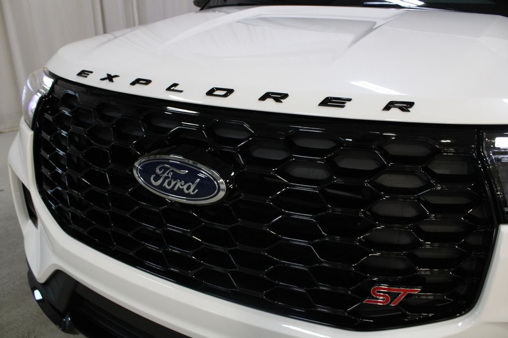 New 2026 Ford Explorer ST w/ Sun And Sound Package AWD/4WD image 34