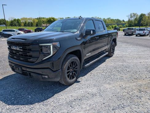 Used 2024 GMC Sierra 1500 Elevation w/ Elevation Premium Package AWD/4WD image 2