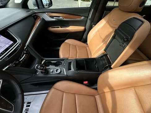 Certified 2023 Cadillac XT5 Premium Luxury image 29