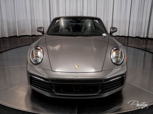 Used 2020 Porsche 911 Carrera 4S AWD/4WD image 4