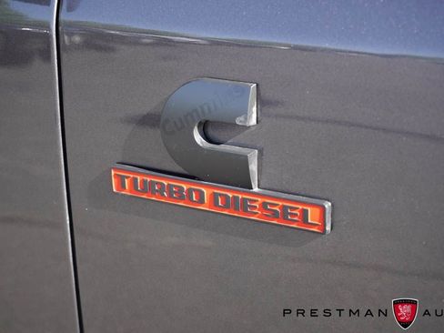 Used 2025 RAM 3500 Laramie AWD/4WD image 4