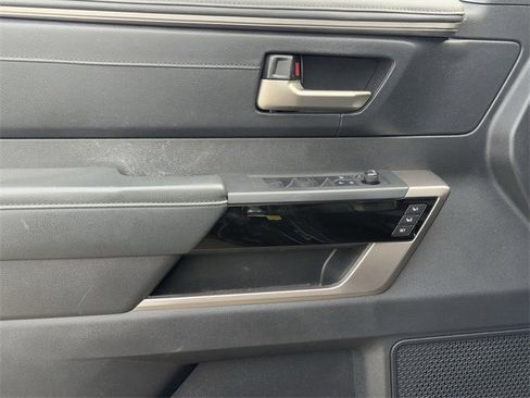 Used 2022 Toyota Tundra Limited image 27