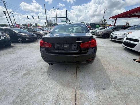Used 2017 BMW 330i Sedan w/ Premium Package RWD image 5