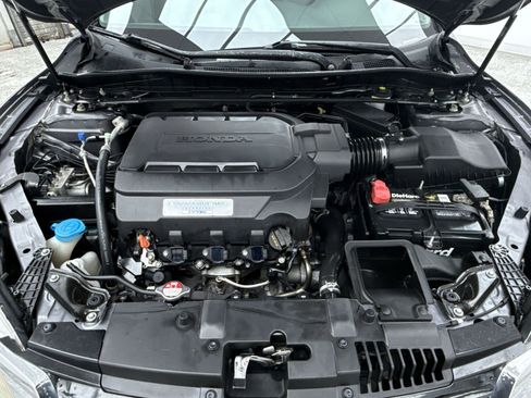 Used 2015 Honda Accord Touring image 42