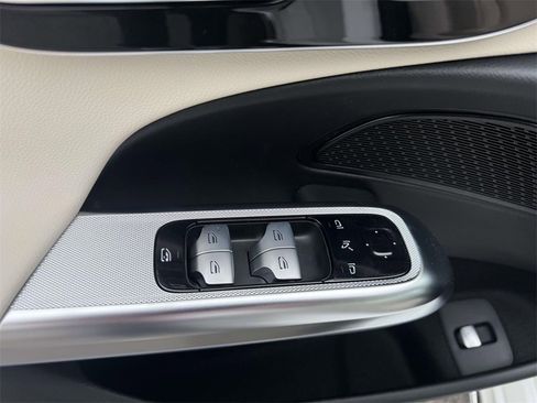 New 2026 Mercedes-Benz E 350 4MATIC Sedan image 11