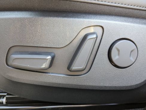 New 2025 Kia EV6 Light RWD image 24
