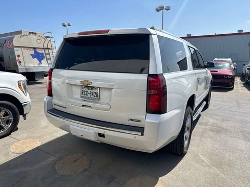 Used 2017 Chevrolet Suburban Premier RWD image 5
