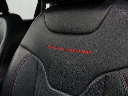 Certified 2022 Jeep Compass Trailhawk w/ Trailhawk Elite Group image 23