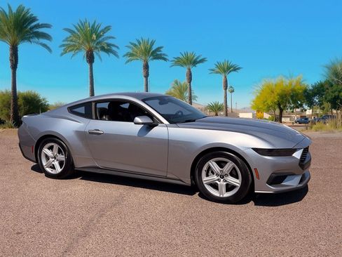 Certified 2026 Ford Mustang Premium RWD image 7