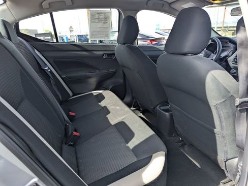 Used 2021 Nissan Versa SV FWD image 29