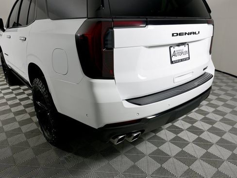 Used 2026 GMC Yukon Denali w/ Sun & Power Step Package image 52