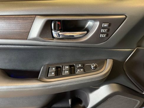 Used 2016 Subaru Legacy 2.5i Limited image 19
