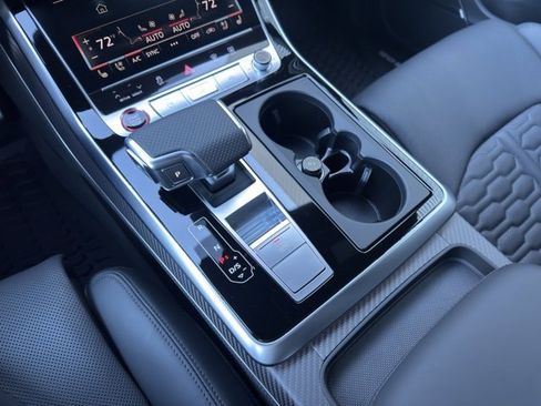 New 2025 Audi RS Q8 performance image 16