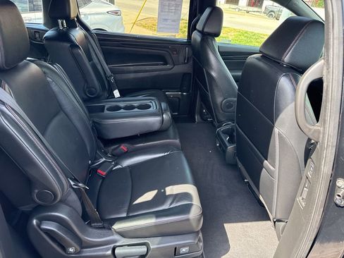 Used 2023 Honda Odyssey Sport image 9