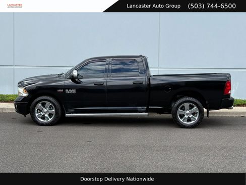 Used 2017 RAM 1500 Big Horn AWD/4WD image 3