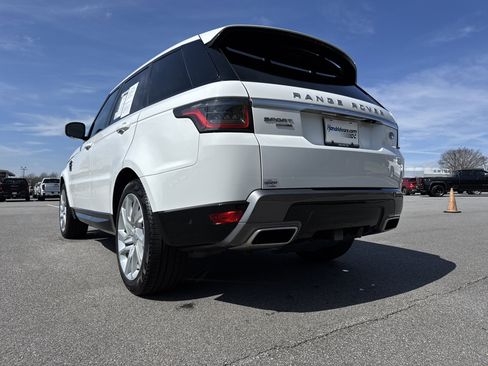 Used 2019 Land Rover Range Rover Sport HSE AWD/4WD image 8
