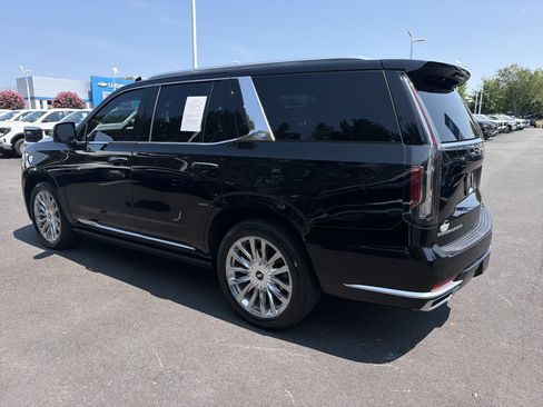 Used 2023 Cadillac Escalade Premium Luxury w/ Performance Package AWD/4WD image 8