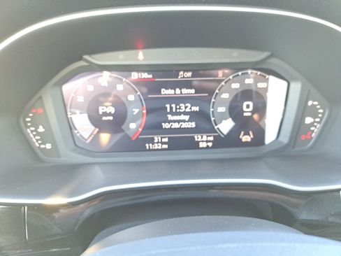 New 2025 Audi Q3 2.0T Premium image 17