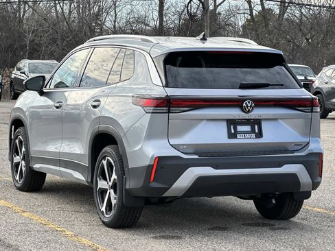 New 2026 Volkswagen Tiguan SE image 4