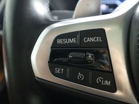 Used 2023 BMW 330i Sedan w/ M Sport Package image 11