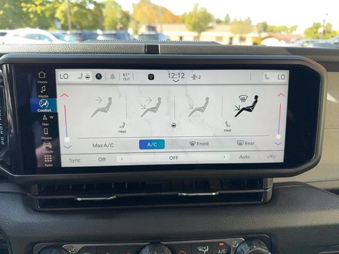 New 2025 Jeep Gladiator Sport AWD/4WD image 26