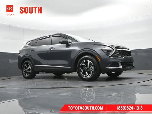 Used 2024 Kia Sportage LX image 37