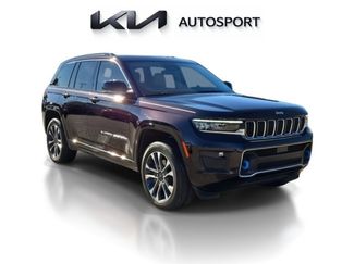 Used 2022 Jeep Grand Cherokee Overland video 3