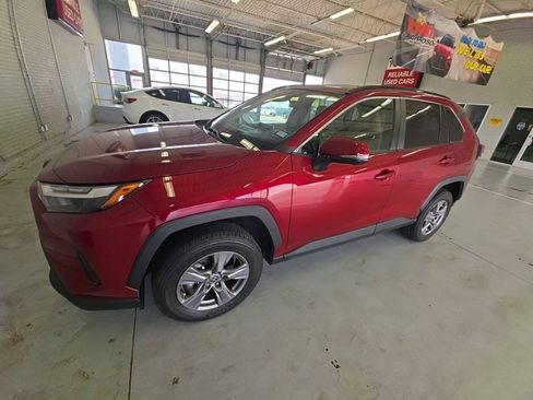Used 2024 Toyota RAV4 XLE FWD image 1