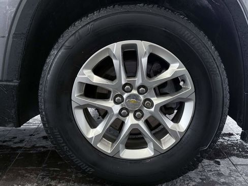 Used 2019 Chevrolet Traverse LT image 39